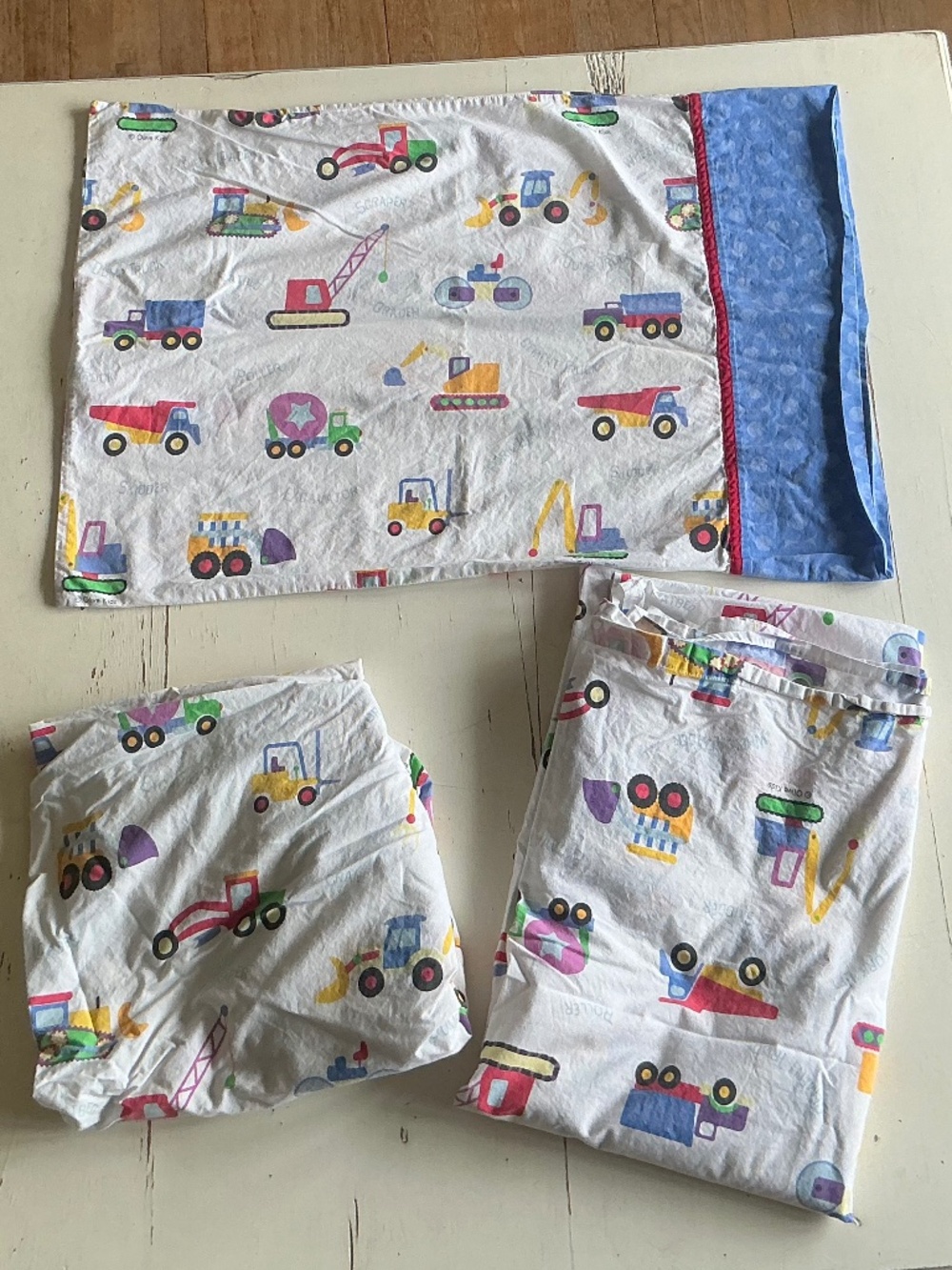 Olive Kids on the move heavy equipment work trucks Cotton sheet set